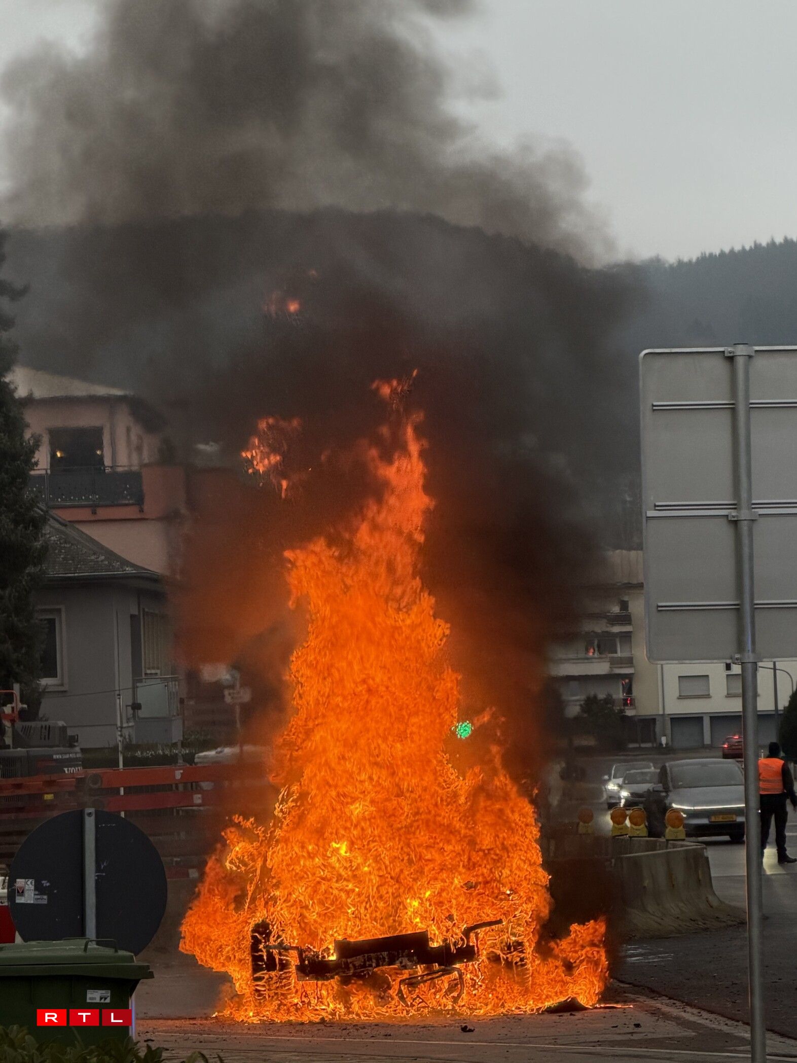 En Zeien huet Fotoe gemaach an der RTL-Redaktioun se geschéckt.