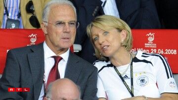 Franz Beckenbauer avec son épouse Heidi dans les tribunes avant la finale de l'Euro-2008 entre l'Allemagne et l'Espagne au stade Ernst-Happel de Vienne, en Autriche.