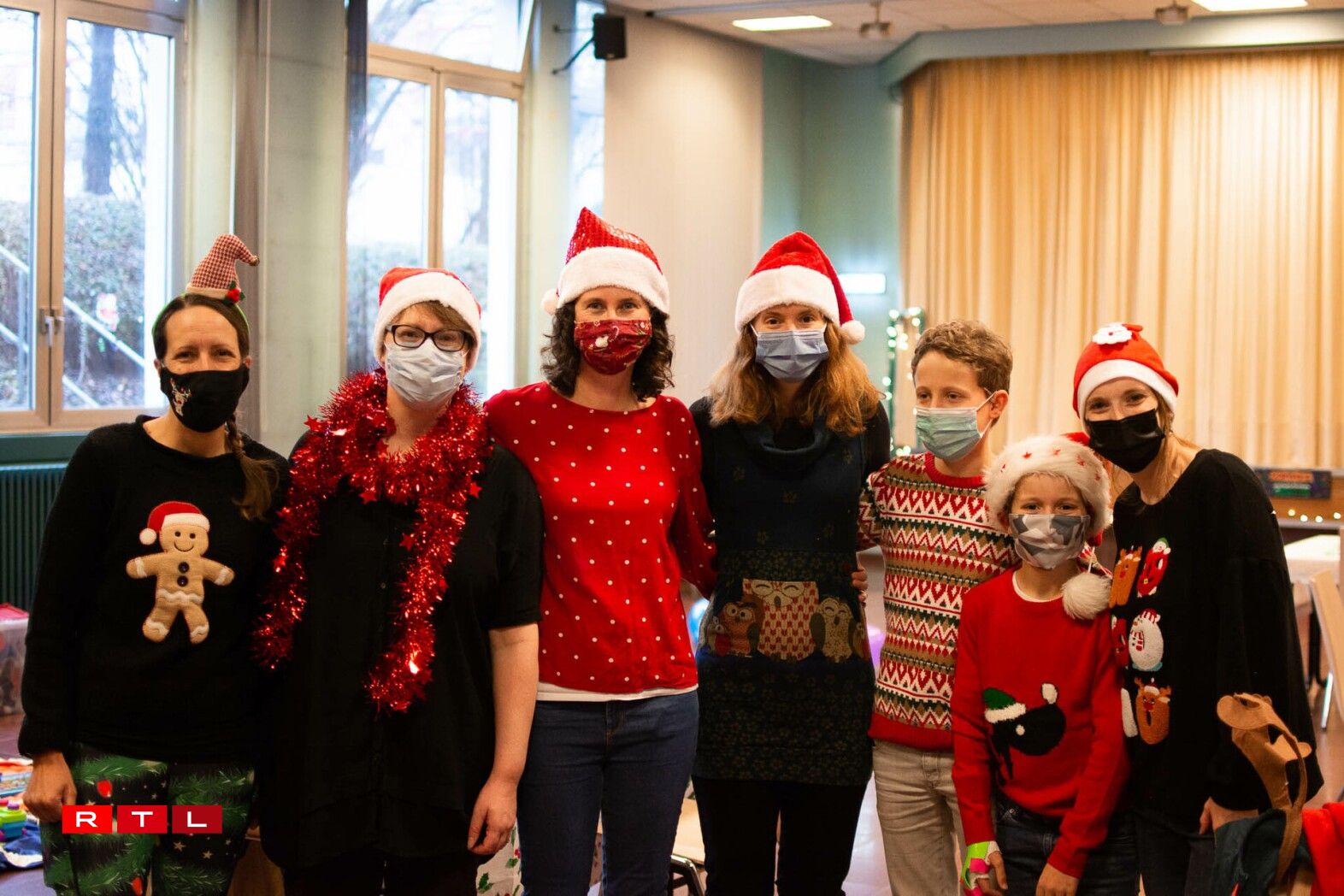 (Left to right) The Helpers - Victoria, Katy, Amy, Rosie, William, Sebastian and Georgina