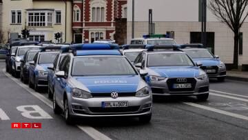 Les voitures de police inondent les rues de Trèves le 1er décembre 2020