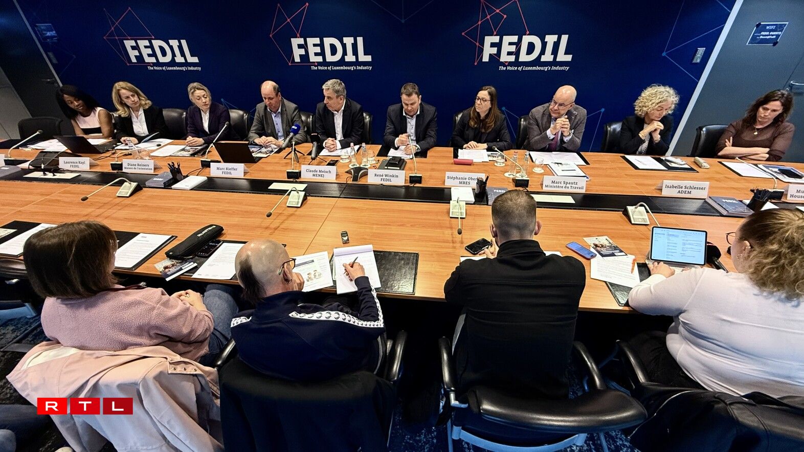 D'Fedil hat eng Pressekonferenz organiséiert.