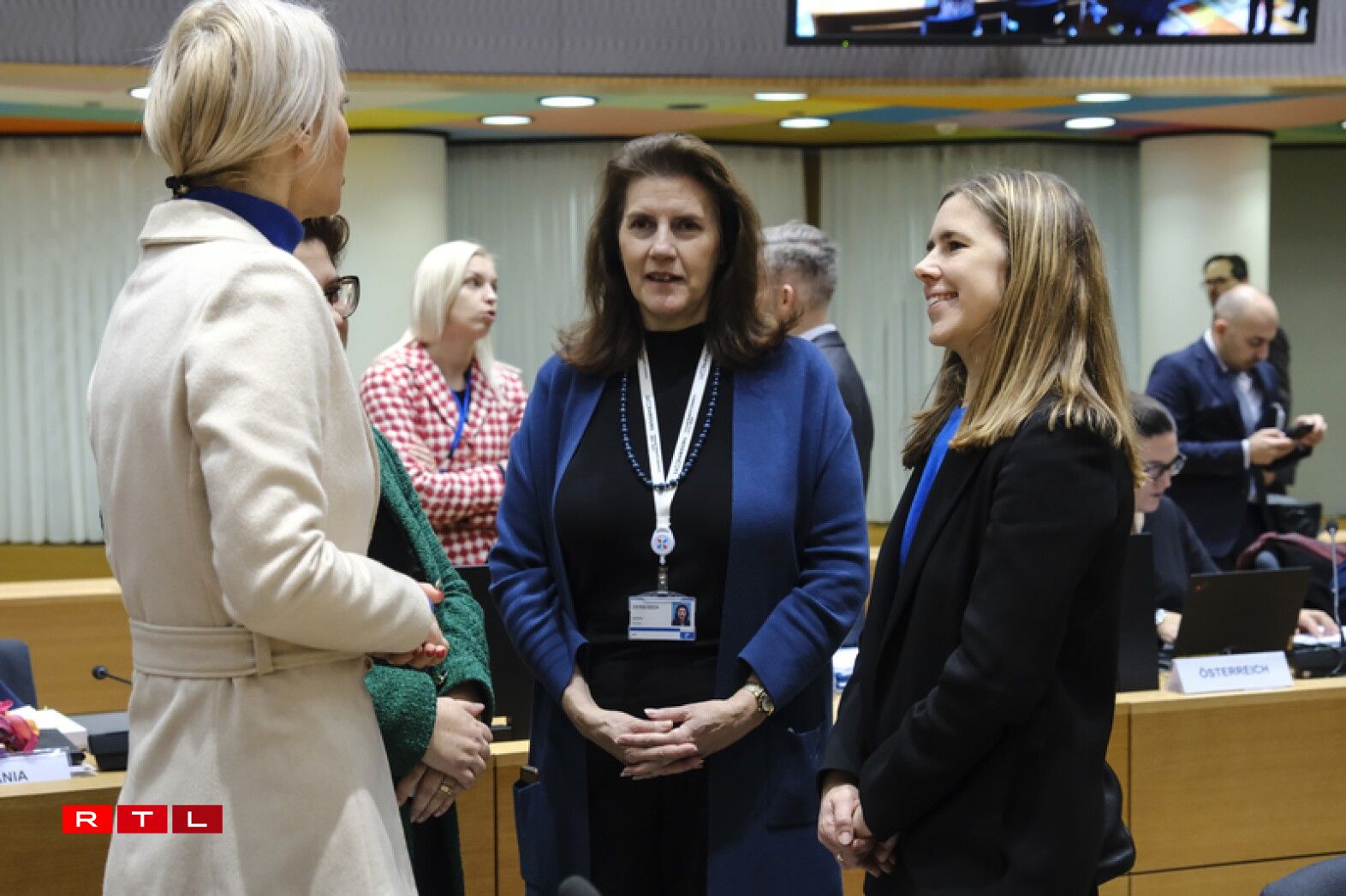 D'Elisabeth Margue mat der rumänescher Justizministesch Alina-Stefania Gorghiu (lénks) an der Sylvie Lucas, Ambassadrice vun der RPUE.