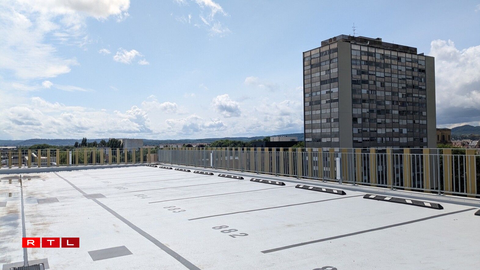 A little bonus: the top level offers a panoramic view of Thionville and Yutz.