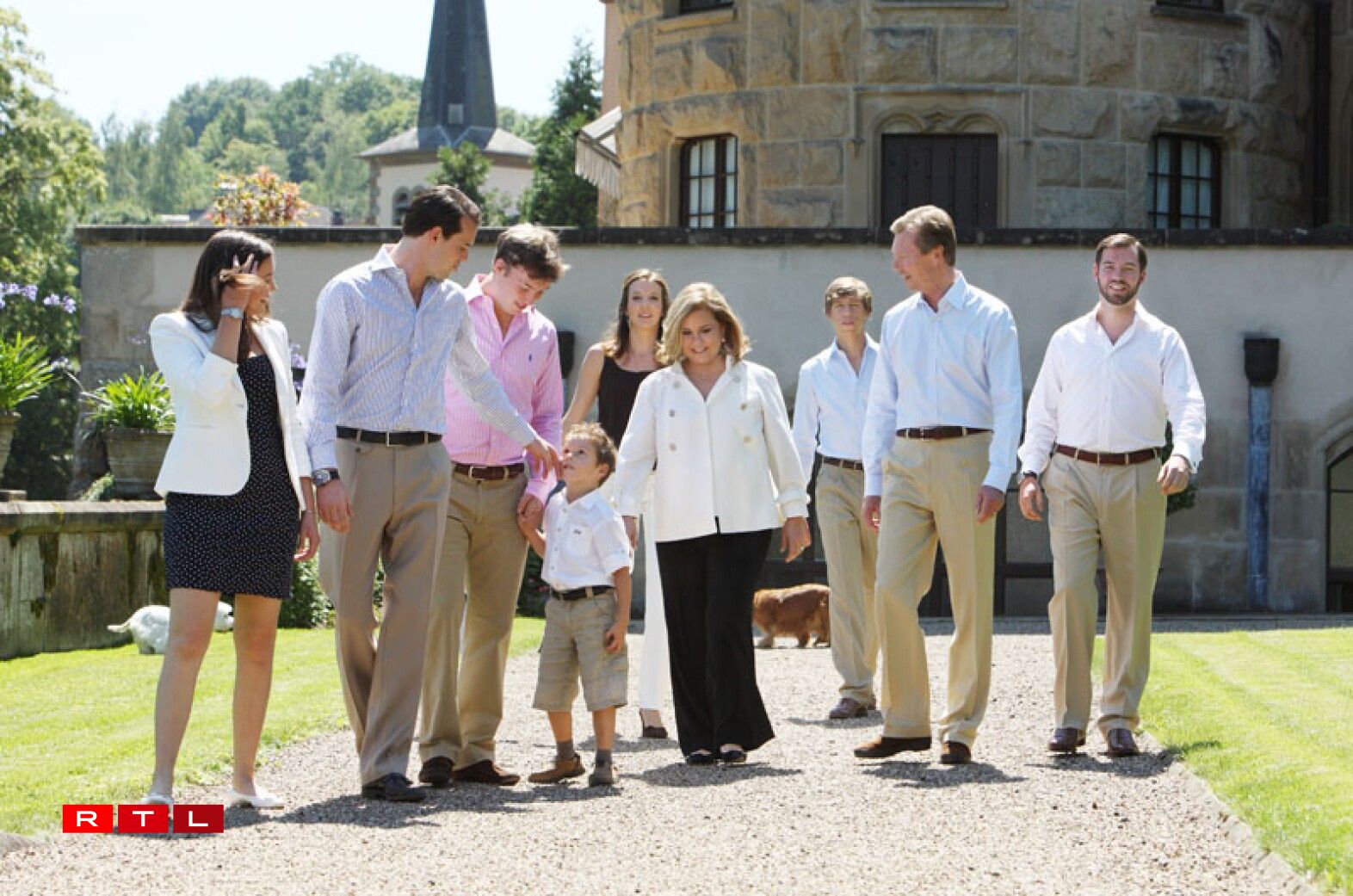 The Grand Ducal family at Castle Berg.