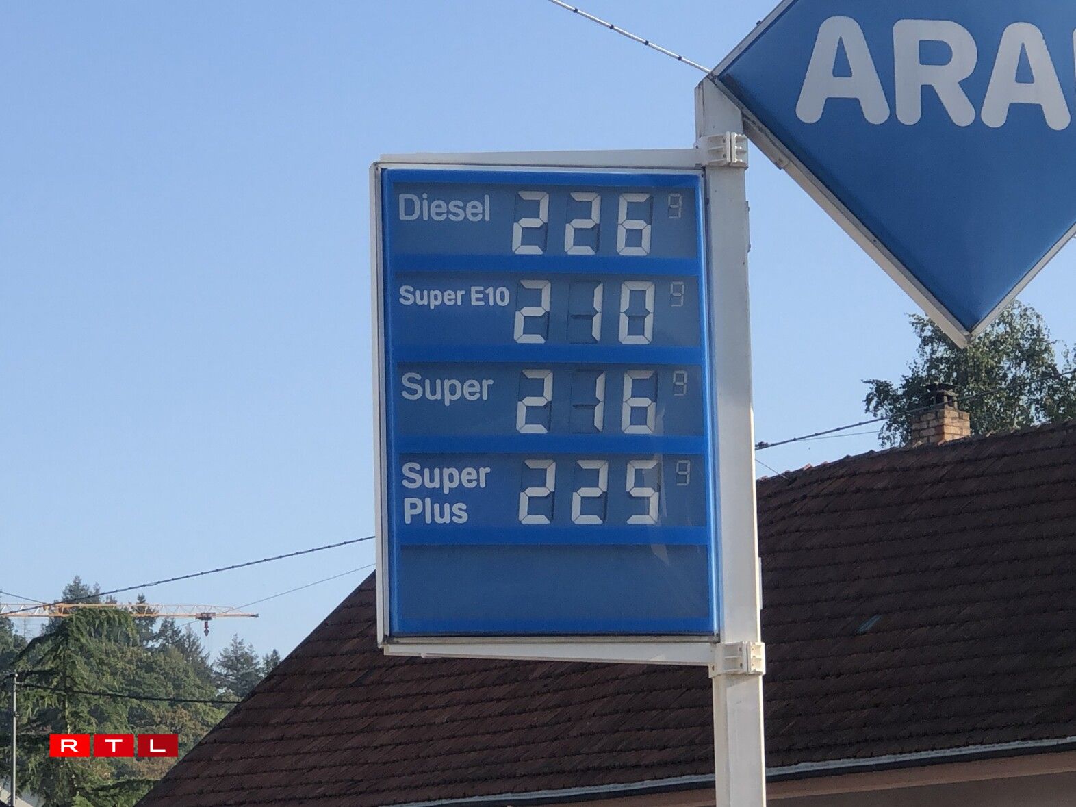 D'Spritpräisser den 1. September 2022 zu Mettlach, eng 25 Kilometer vu Réimech ewech.