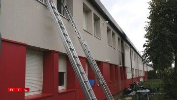 Certains sont sortis en empruntant une échelle placée au 1er étage.