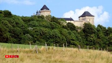 Le château de Malbrouck domine le pays des Trois Frontières.
