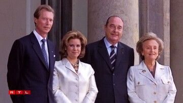 Le Grand-Duc Henri et sa femme Maria Teresa en visite à l'Élysée auprès de Jacques et Bernadette Chirac le 10 octobre 2000.