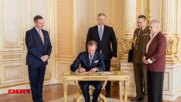 Fotoe stame vum offiziellen Internetsite vun der Cour Grand-Ducale