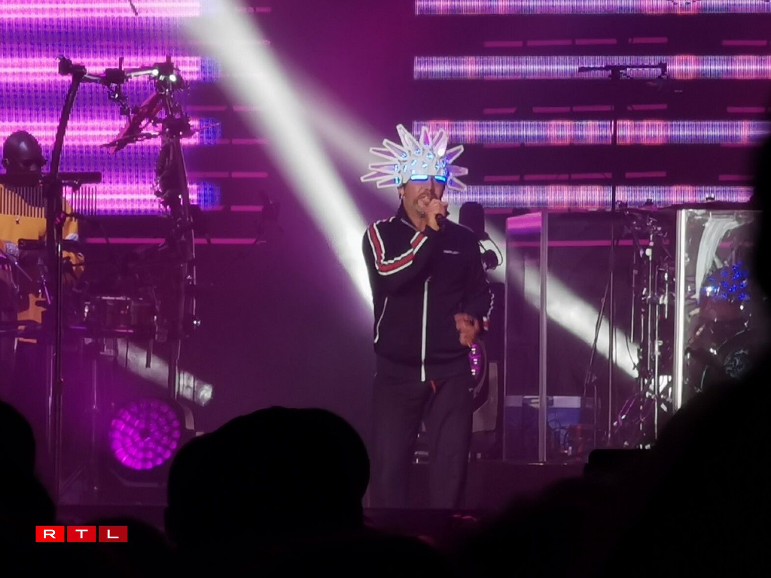 Même en zoomant fortement, en tenant le Huawei P30 Pro à la main, la qualité reste très honorable (ISO 64, 1/60s, f3,4, 3648x2736)