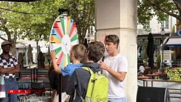 Visit the RTL 'stand' at Place d'Armes until 1 pm for breakfast, games, and more.
