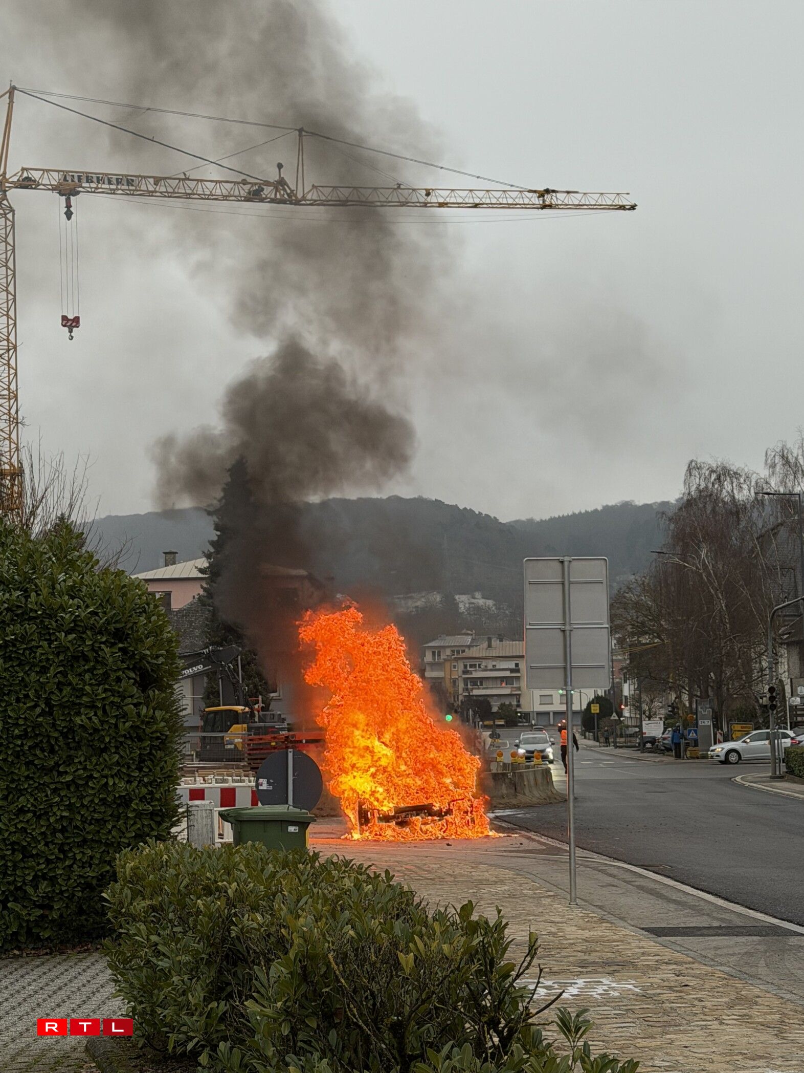 En Zeien huet Fotoe gemaach an der RTL-Redaktioun se geschéckt.