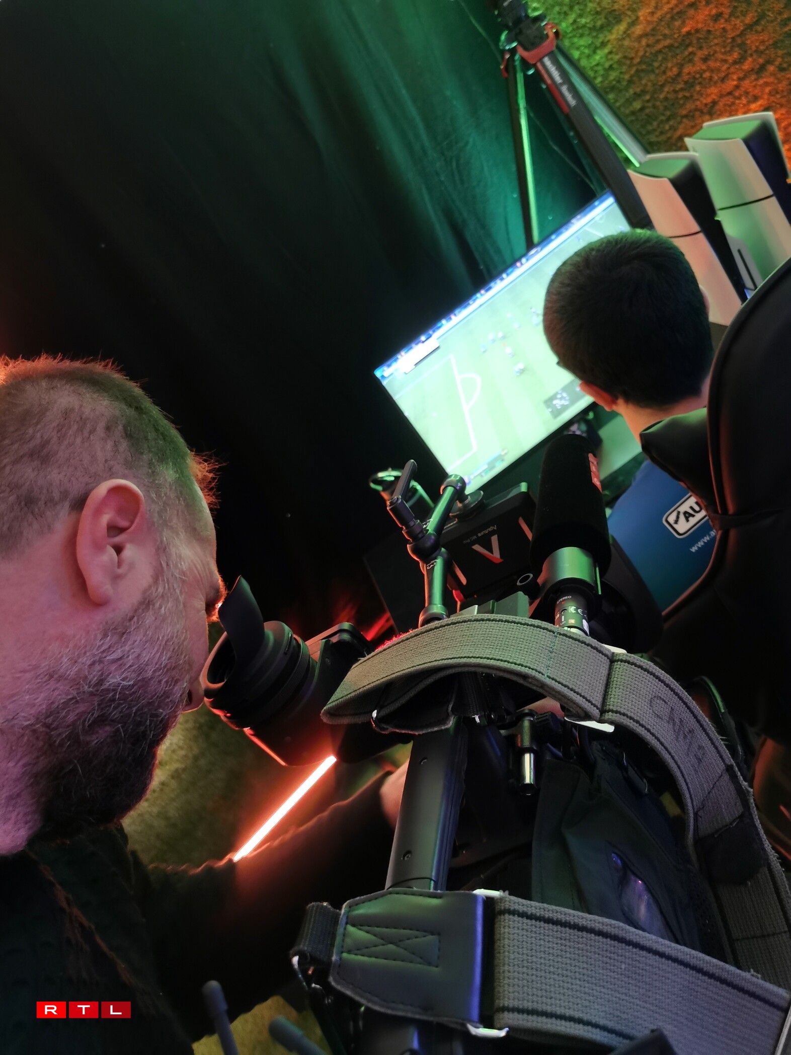 Sur le jeu vidéo "FC26", les talents du Luxembourg ont donné le coup d'envoi de l'Orange eLeague.