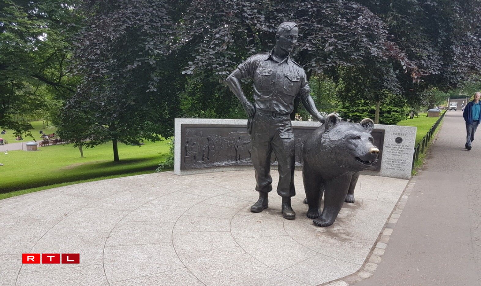 This memorial to Wojtek the Soldier Bear was unveiled in 2015.