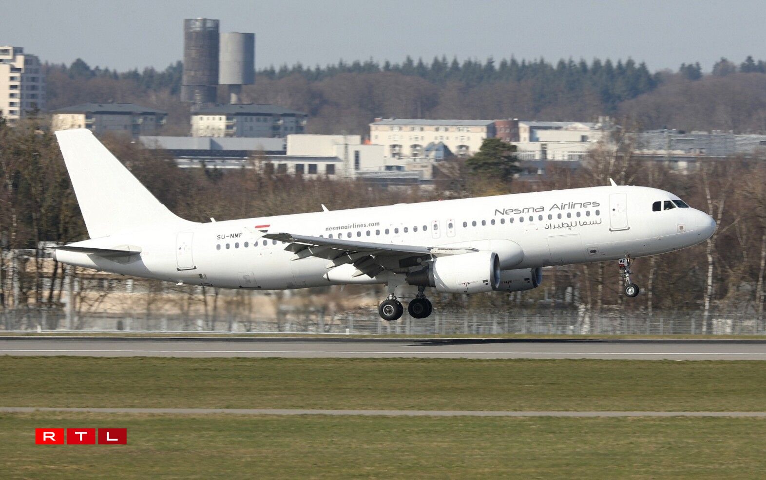 Den éischte Vol mat Lëtzebuerger ass en Donneschdeg am fréie Nomëtteg ukomm.