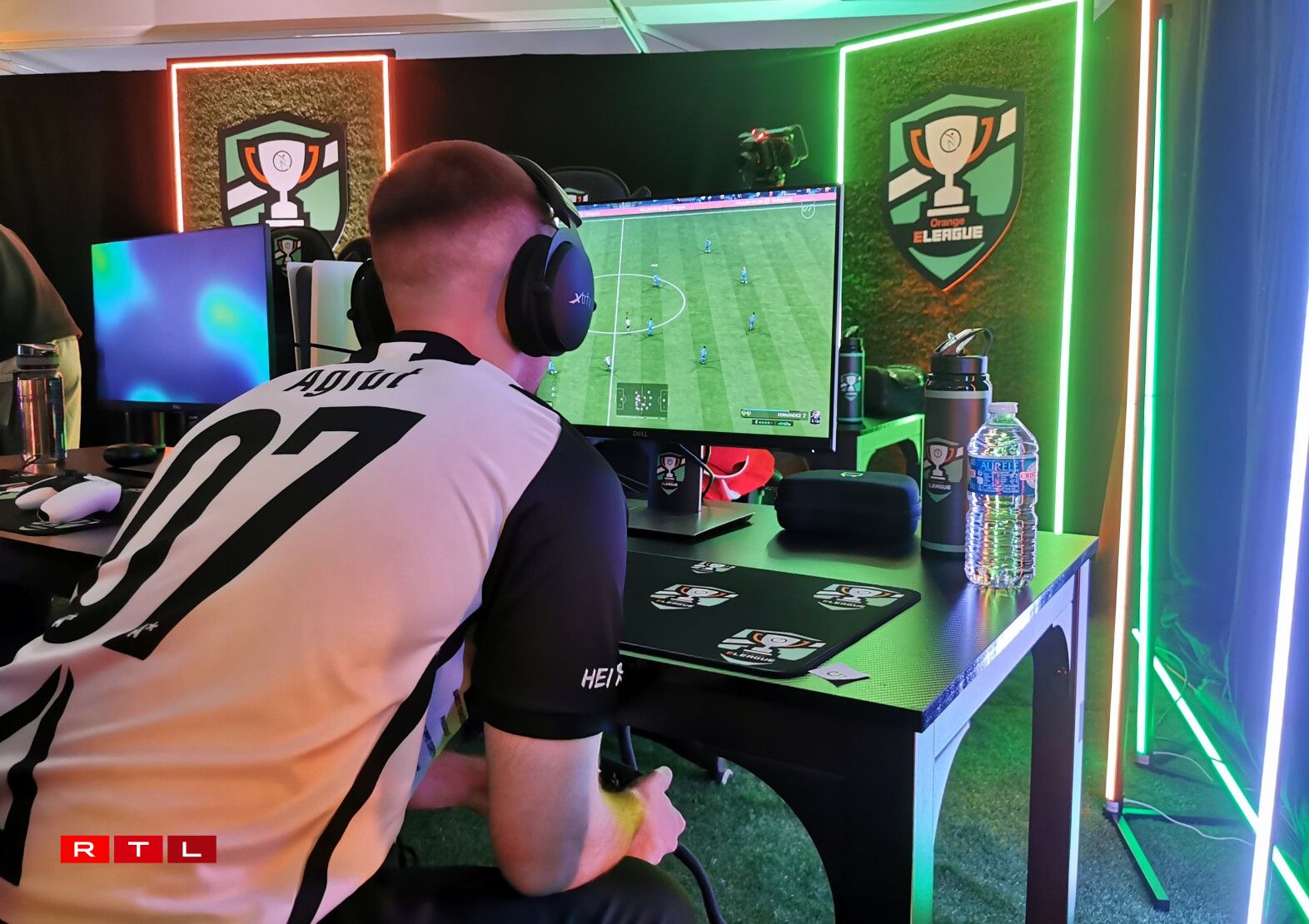 Sur le jeu vidéo "FC26", les talents du Luxembourg ont donné le coup d'envoi de l'Orange eLeague.