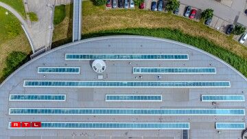 Vu méi Wäitem dann e puer méi Fënsteren...