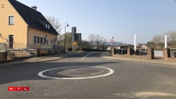 Grenz Iechternacherbréck e Freideg de Moie géint 9.40 Auer.