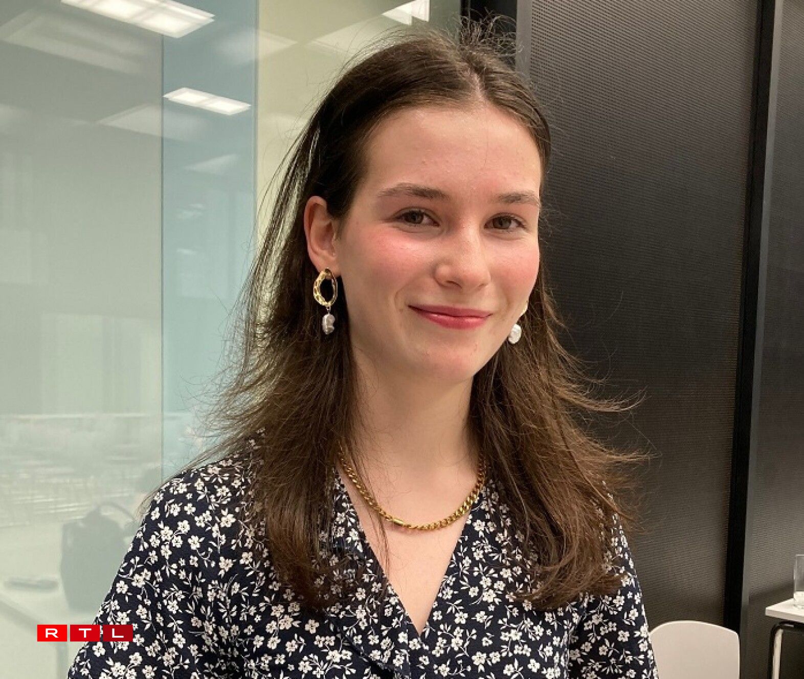 D'Charlotte Benck kritt de Präis fir d'Erzielung