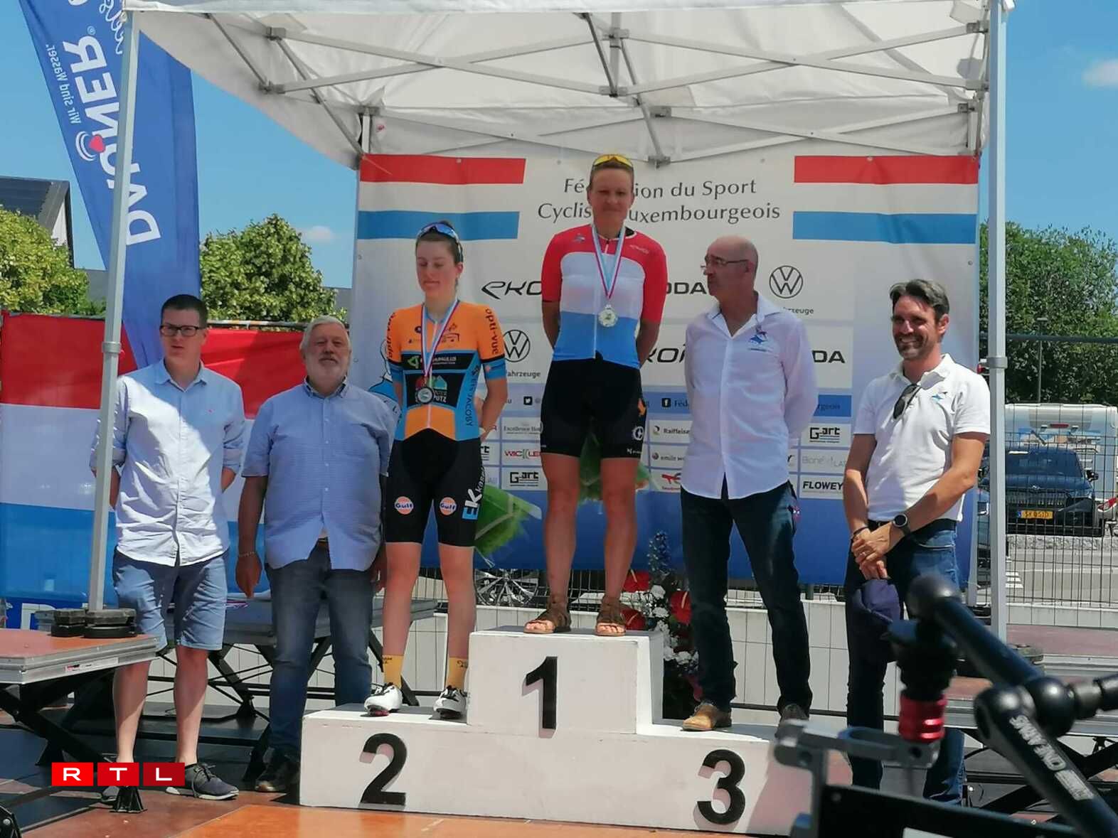 Podium vun den Dammen Elite ouni Kontrakt