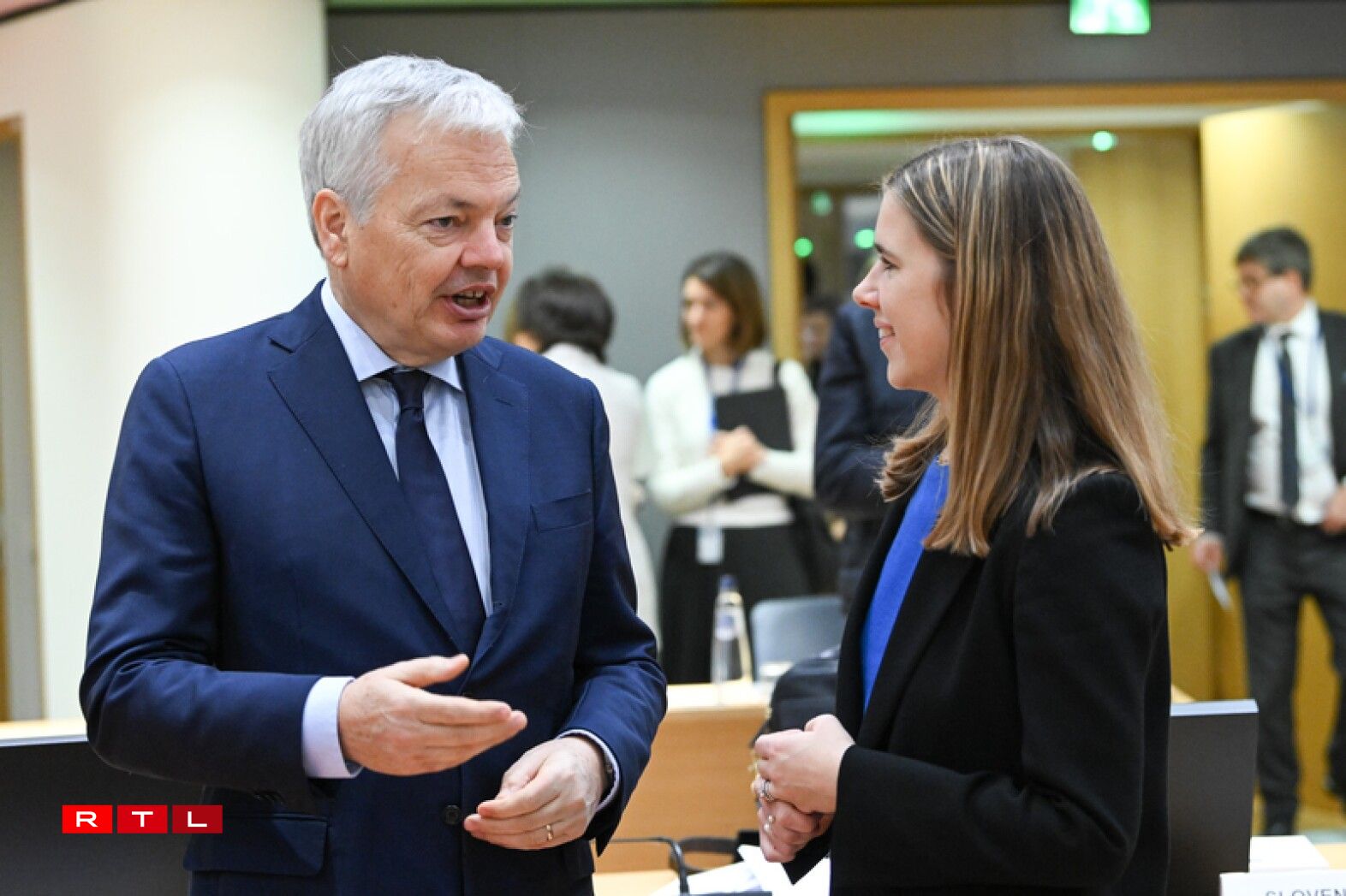 D'Elisabeth Margue mam EU-Kommissär Didier Reynders.