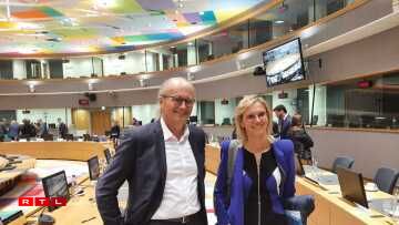 (de g. à dr.) Claude Turmes, ministre de l'Énergie ; Agnès Pannier-Runacher, ministre déléguée chargée de l'Industrie de la République française