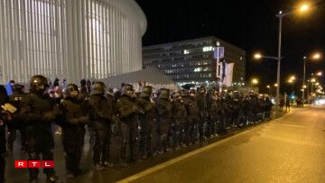 Police virun der Philharmonie