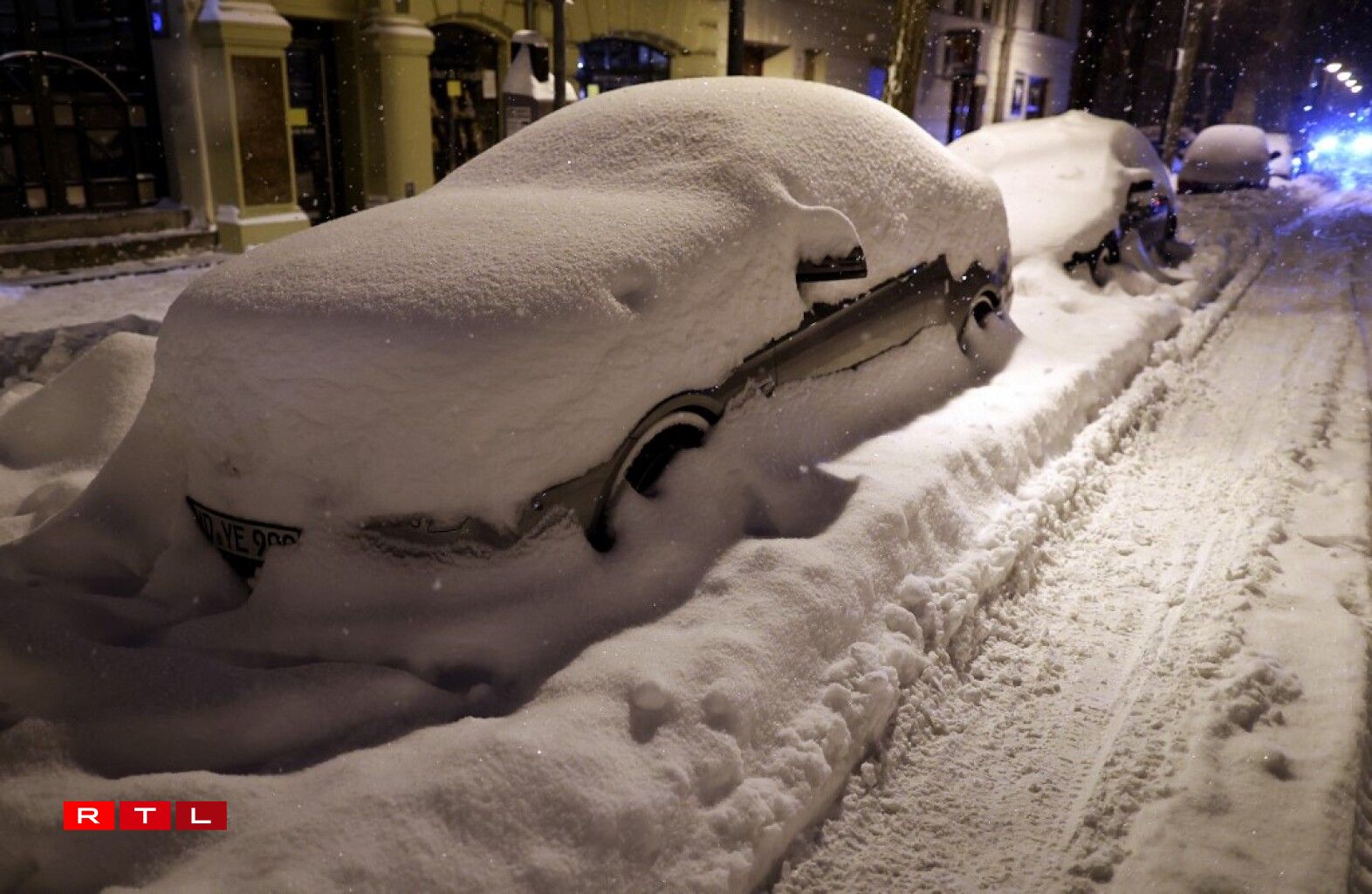 Un impressionnant cumule de neige à Magdebourg, à mi-chemin entre Hanovre et Berlin.