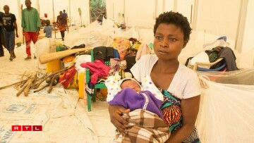 Gewaltsam Konflikter am Kongo hu méi wéi 5 Millioune Mënschen deplacéiert. Vill vun hinne sinn a Camps am Ausland ënnerkomm, wéi hei am Burundi.