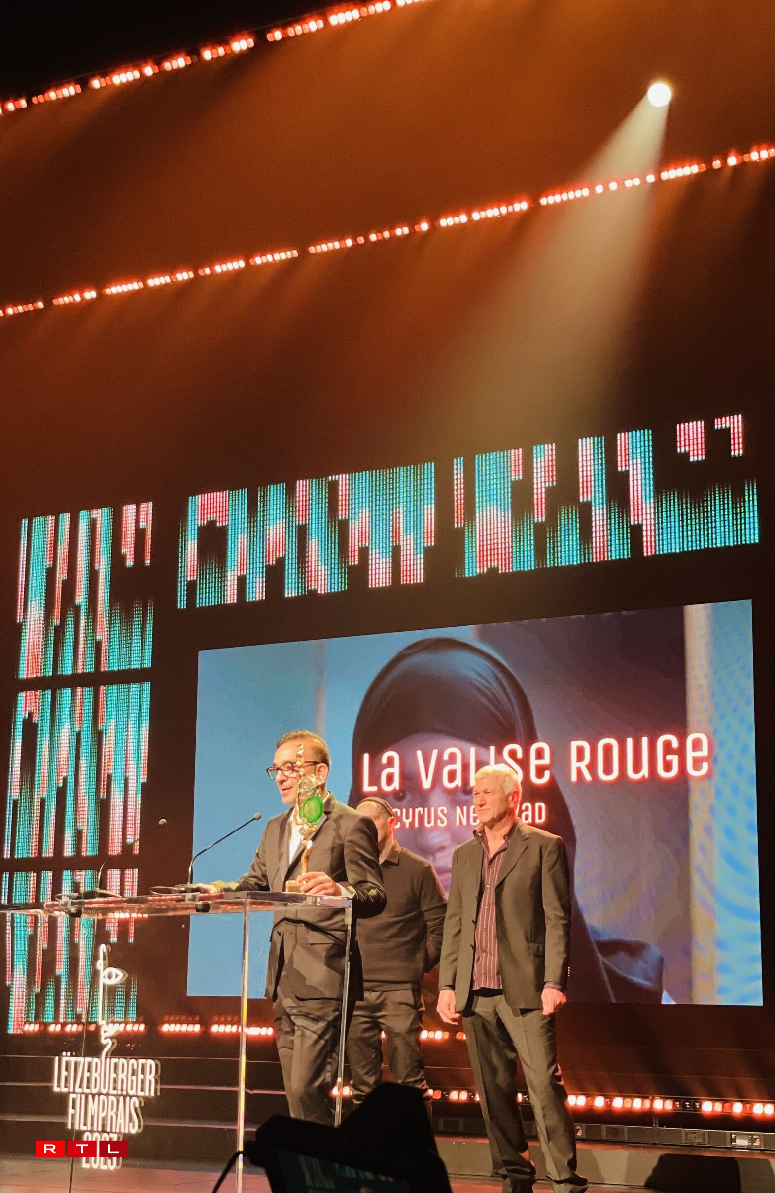 La Valise rouge vum Cyrus Neshvad - Beschte Kuerzfilm