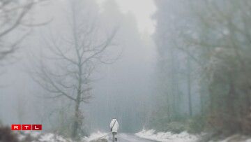 Lonely wanderer or the lady in white?