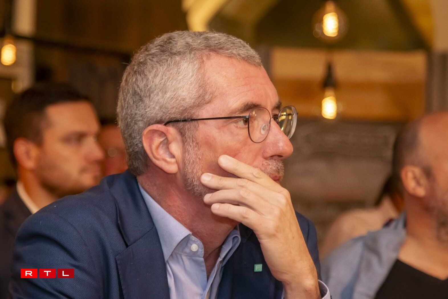 La mine des mauvais jours de Frank Engel, cofondateur de Fokus, en dit long sur la déception au sein du jeune parti. L'ancien président du CSV le sait. Il a loupé son pari. Fondé en février 2022, Fokus n'obtiendra pas de siège à la Chambre comme escompté. Malgré un premier score honorable au niveau national pour une première participation (2,49% des voix).