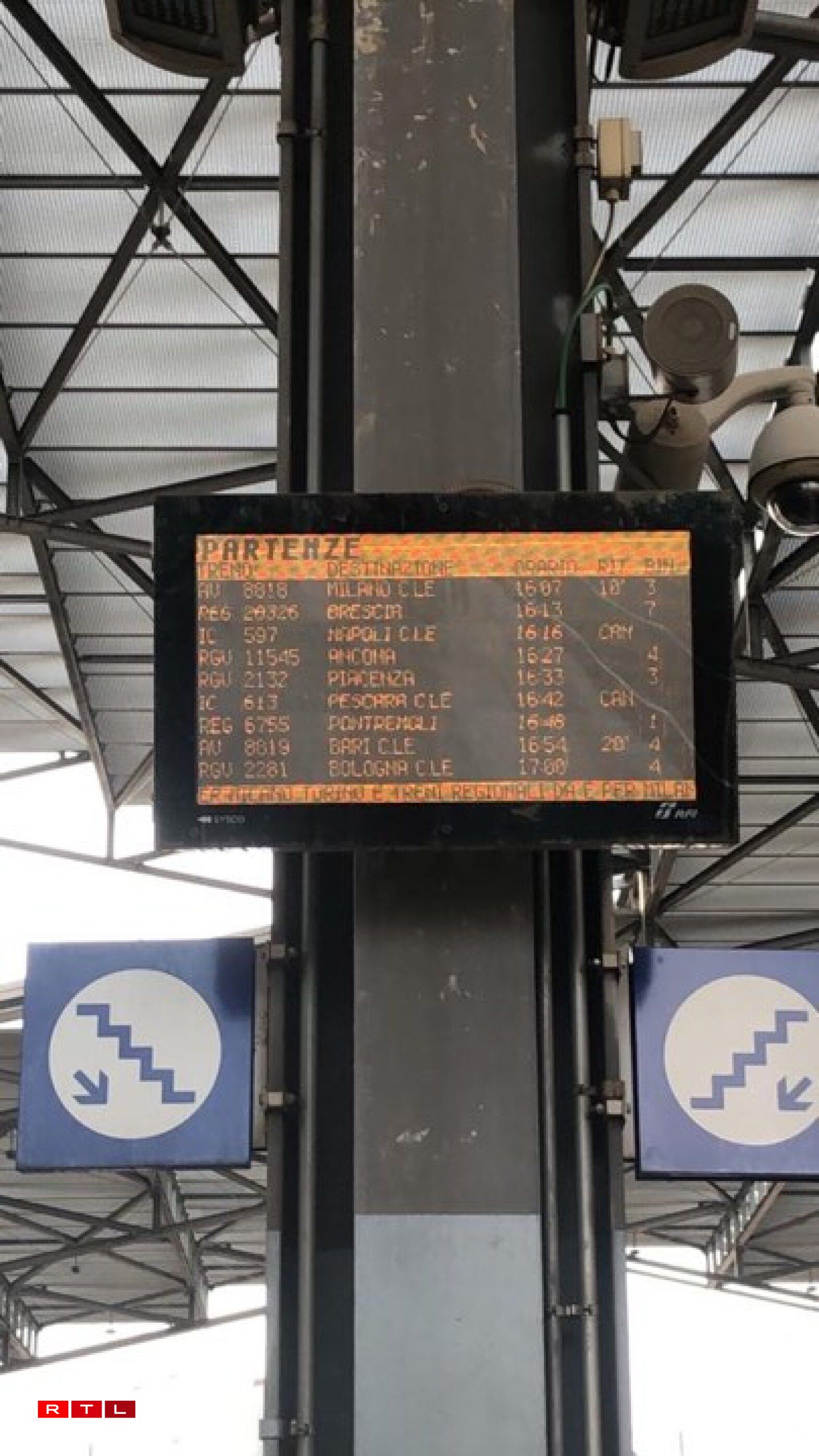 The first trains to Parma showing as cancelled.