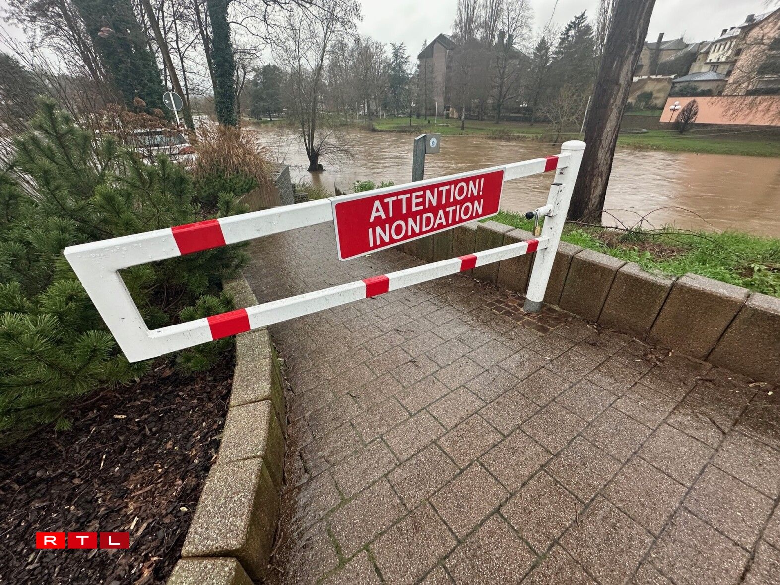 D'Situatioun géint 15 Auer zu Dikrech.