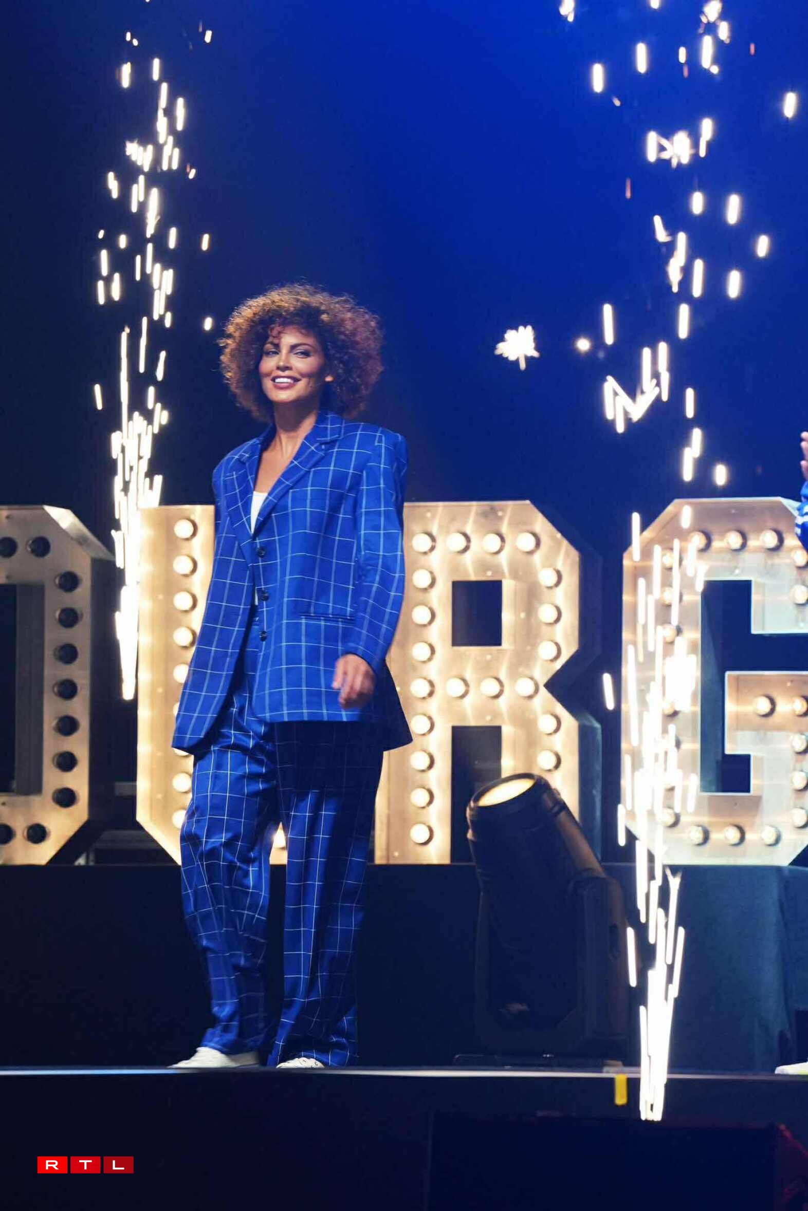 Nawell Madani a assuré le show en fin de spectacle le 15 juin 2025 à la Rockhal