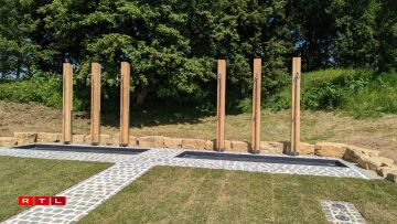 Les douches sur l'île du lac d'Echternach