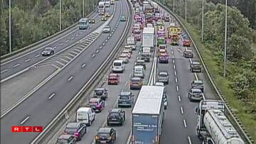 À la croix de Gasperich, l'A3 est, comme d'habitude, complètement saturée.