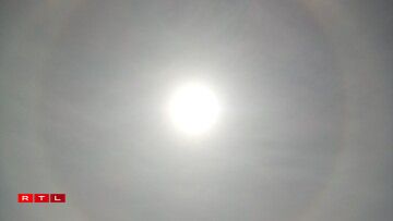 Kreesronn steet den Halo ronderëm d'Sonn.