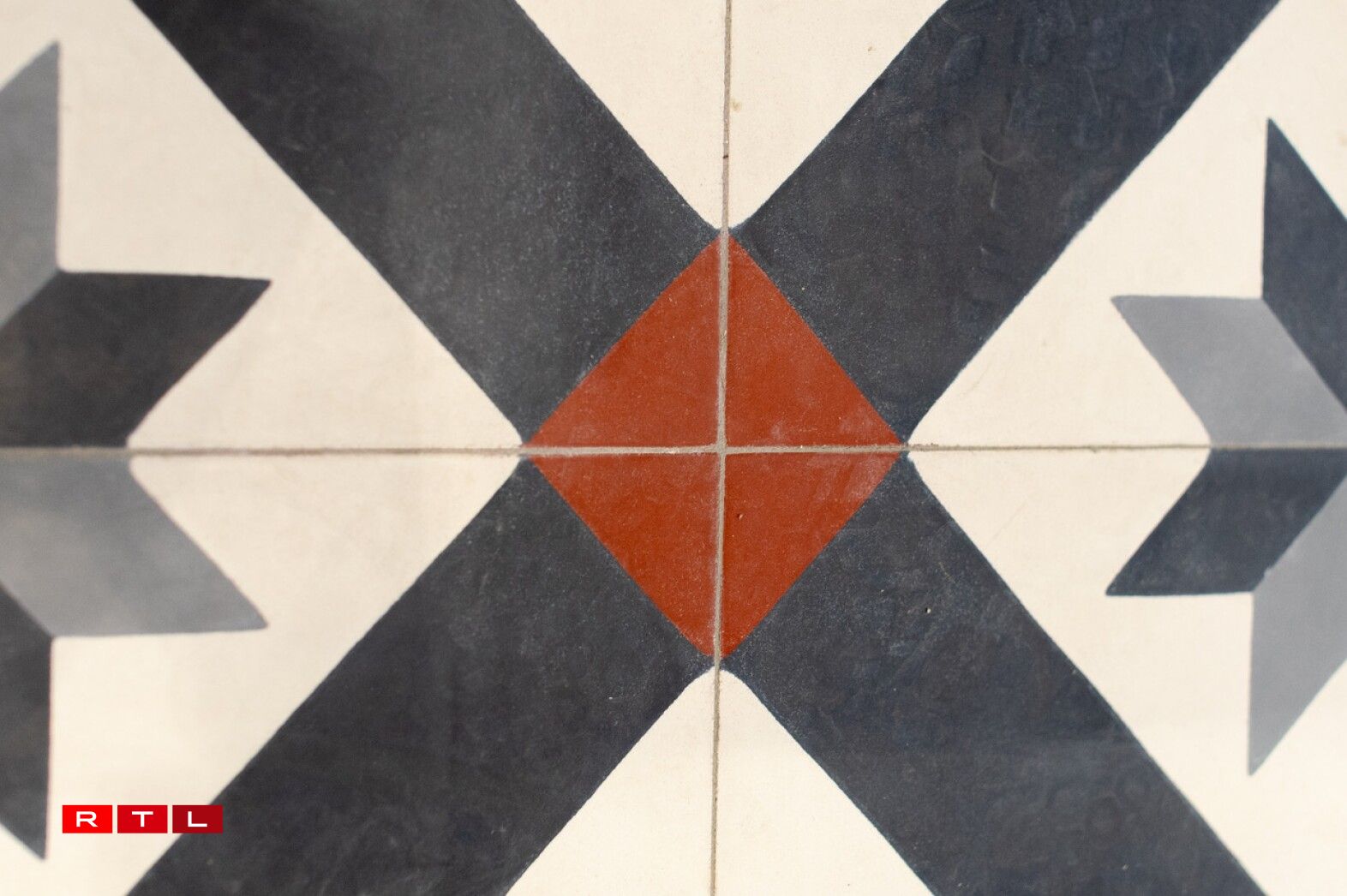 Des carreaux de ciment spécialement dessinés pour la brasserie.