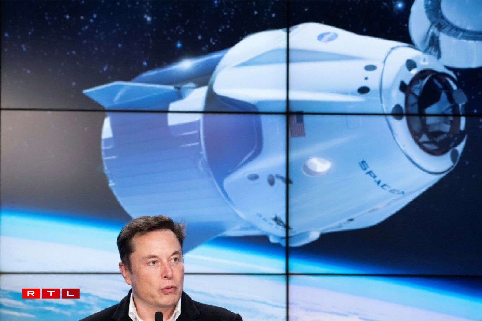 Den Elon Musc