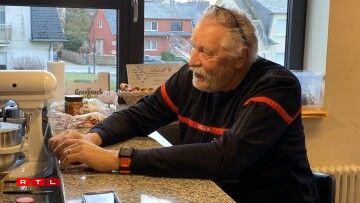 De Georges Battin bei senger Ekipp.