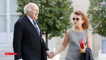 Michel Piccoli mat senger Fra, Ludivine Clerc, den 29 August 2012 zu Paräis