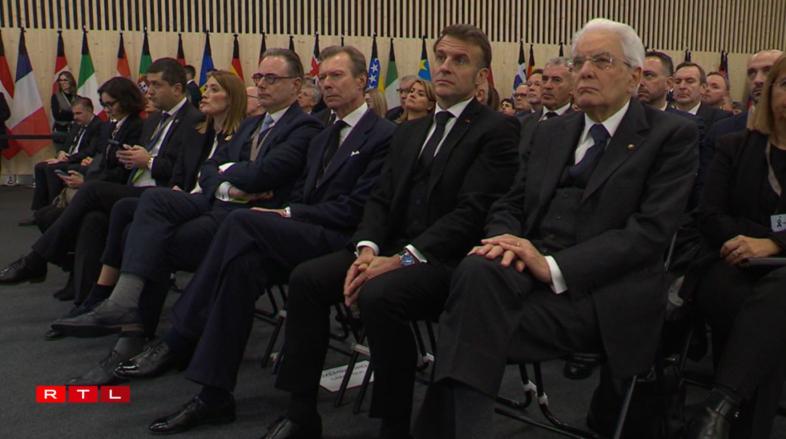 Vu riets no lénks: de Sergio Mattarella, den Emmanuel Macron an de Grand-Duc Henri.