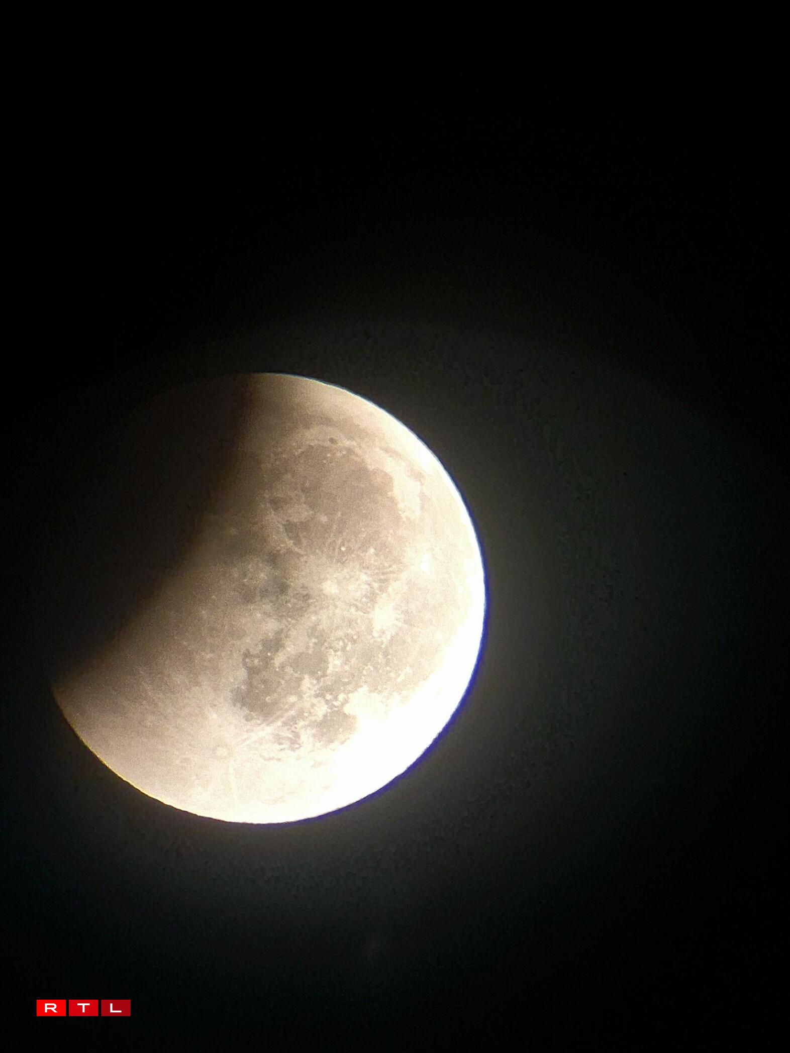 Sandweiler, mam Handy fotograféiert/Annick Wambach