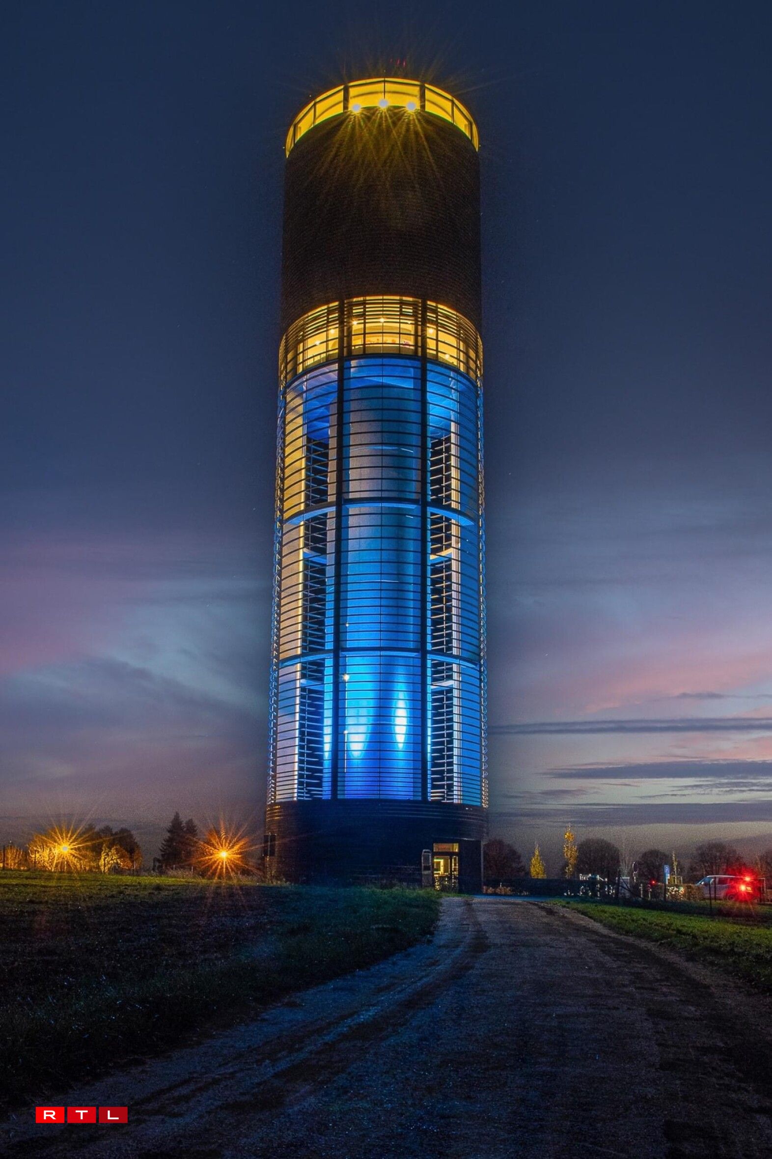 D'UNICEF-Aktioun #GoBlue am Joer 2021.