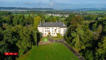 We're in the largest municipality by area in the canton of Esch.