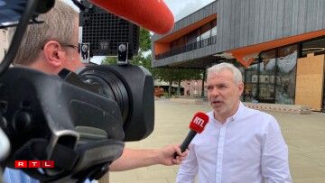 Minister Dan Kersch speaking to RTL.