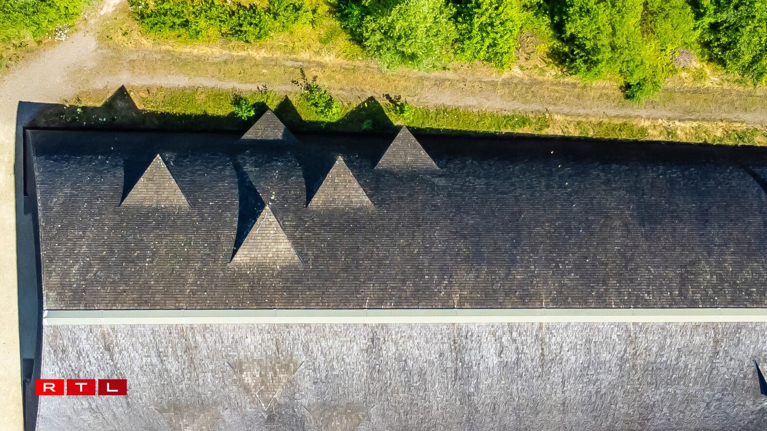 The last two editions were difficult, so let's start this week from slightly further afar.