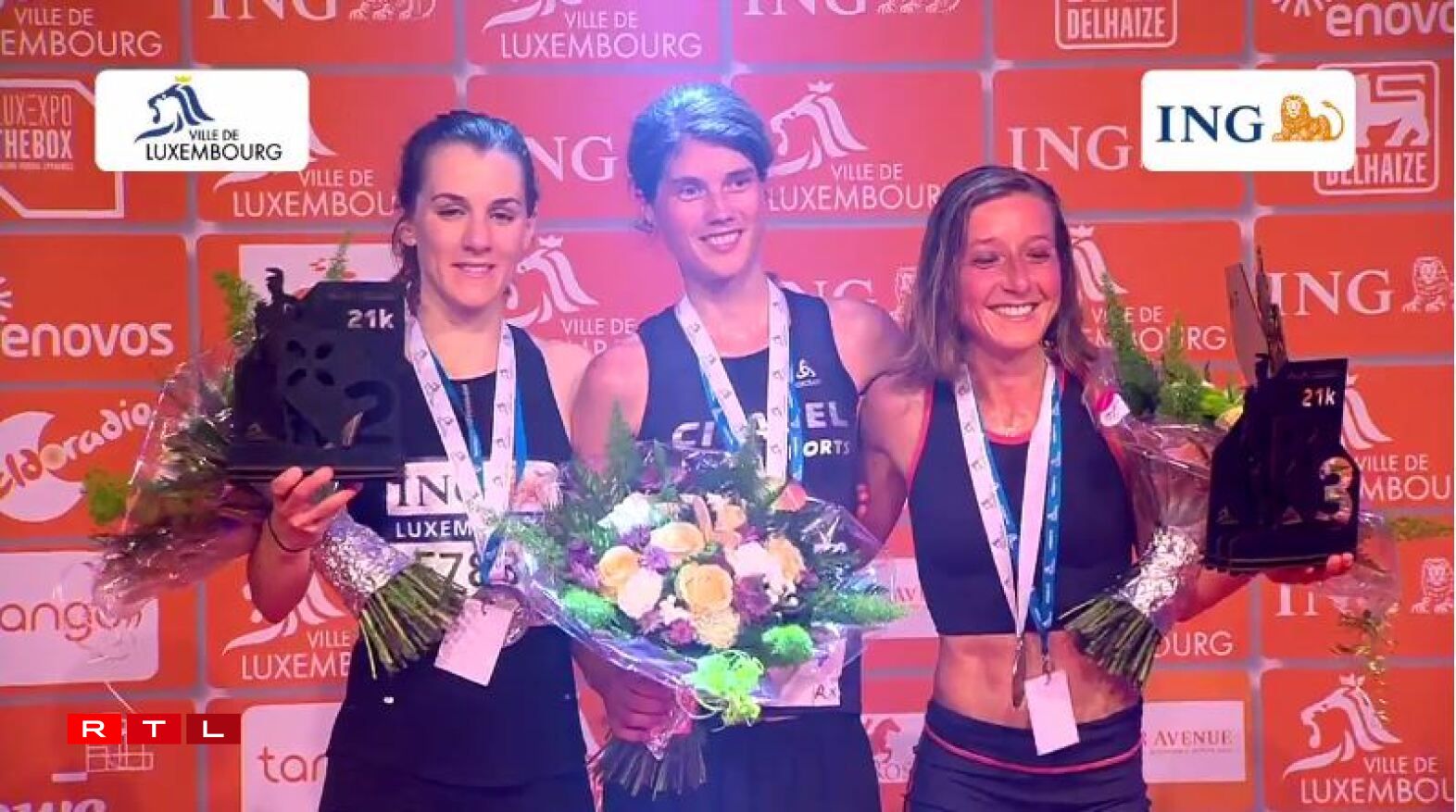 Le podium du semi-marathon femmes.