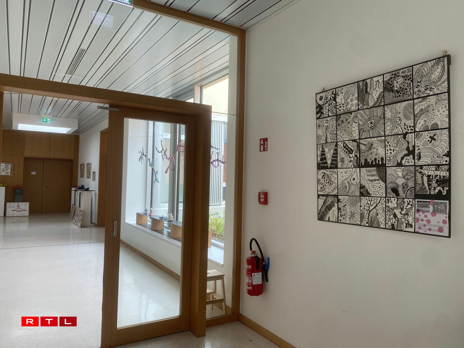 Wierker vum Konscht Departement vum Athenée de Luxembourg.